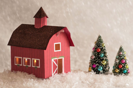 christmas-village-barn